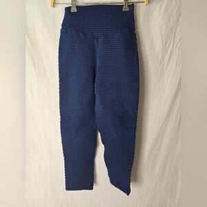 CLS navy blue textured scrunch 21" leggings- Size small